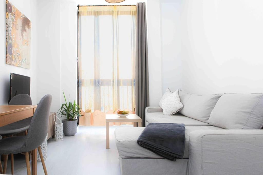 Leilighet Stylish 2 Bedroom Next To Lamerced Plaza Málaga